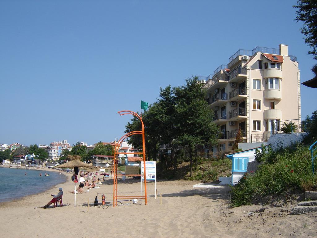 Вила Лазурен Бряг Chernomorets Esterno foto